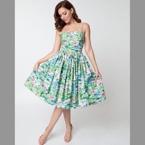 Bernie Dexter Paris Dress in Water Lily Print Size M